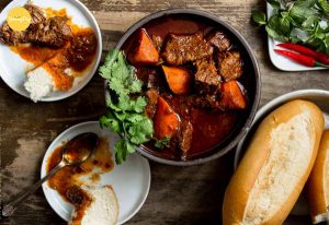 bánh mì sốt vang